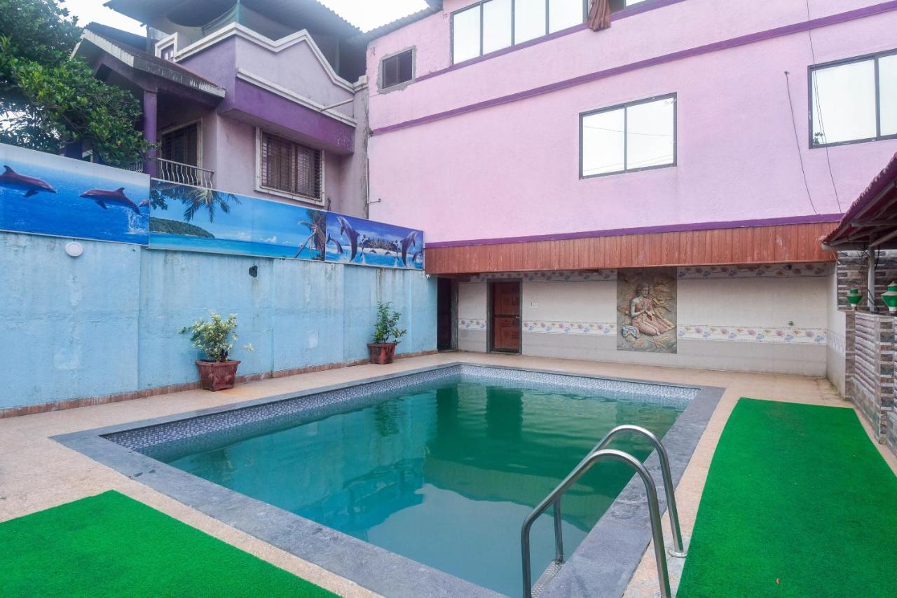 Oyo 60773 Ruchita Loadging & Boarding Hotel Bombay Exterior foto